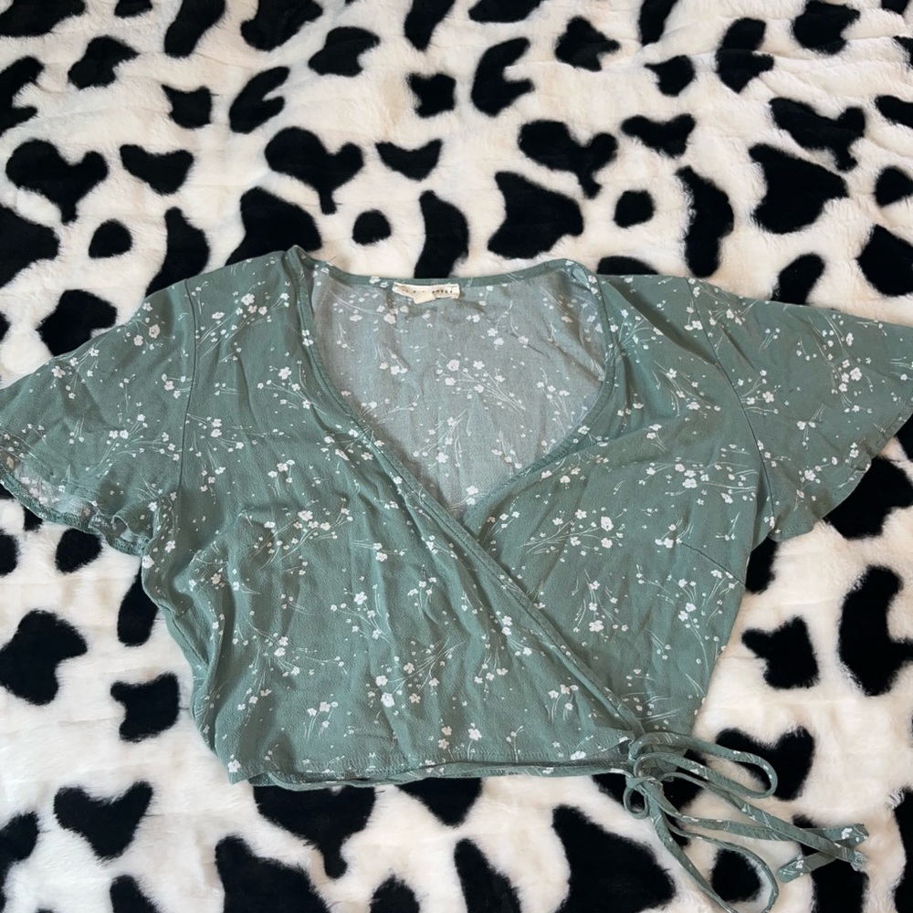 La Hearts Green Flutter Sleeve Wrap Blouse
